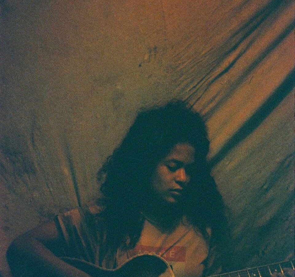 Halia Jack - Guitar - Credit Liam Hart - Careless