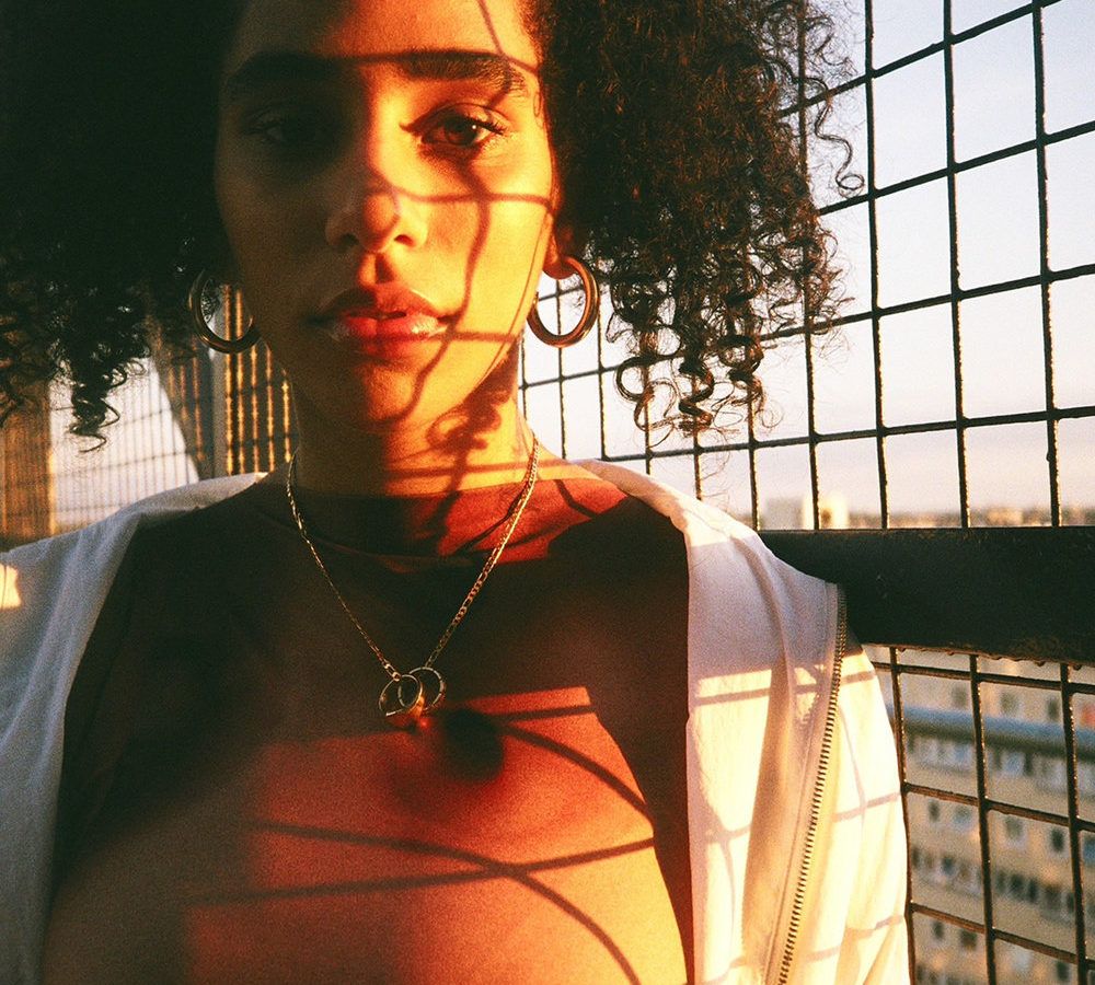 AMA Crystal Screeluv EP