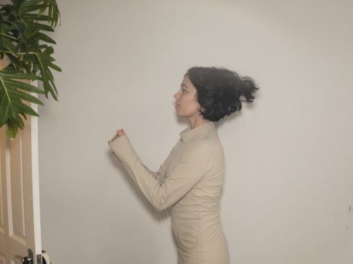 Kelly Lee Owens on video Kim Hiorthøy