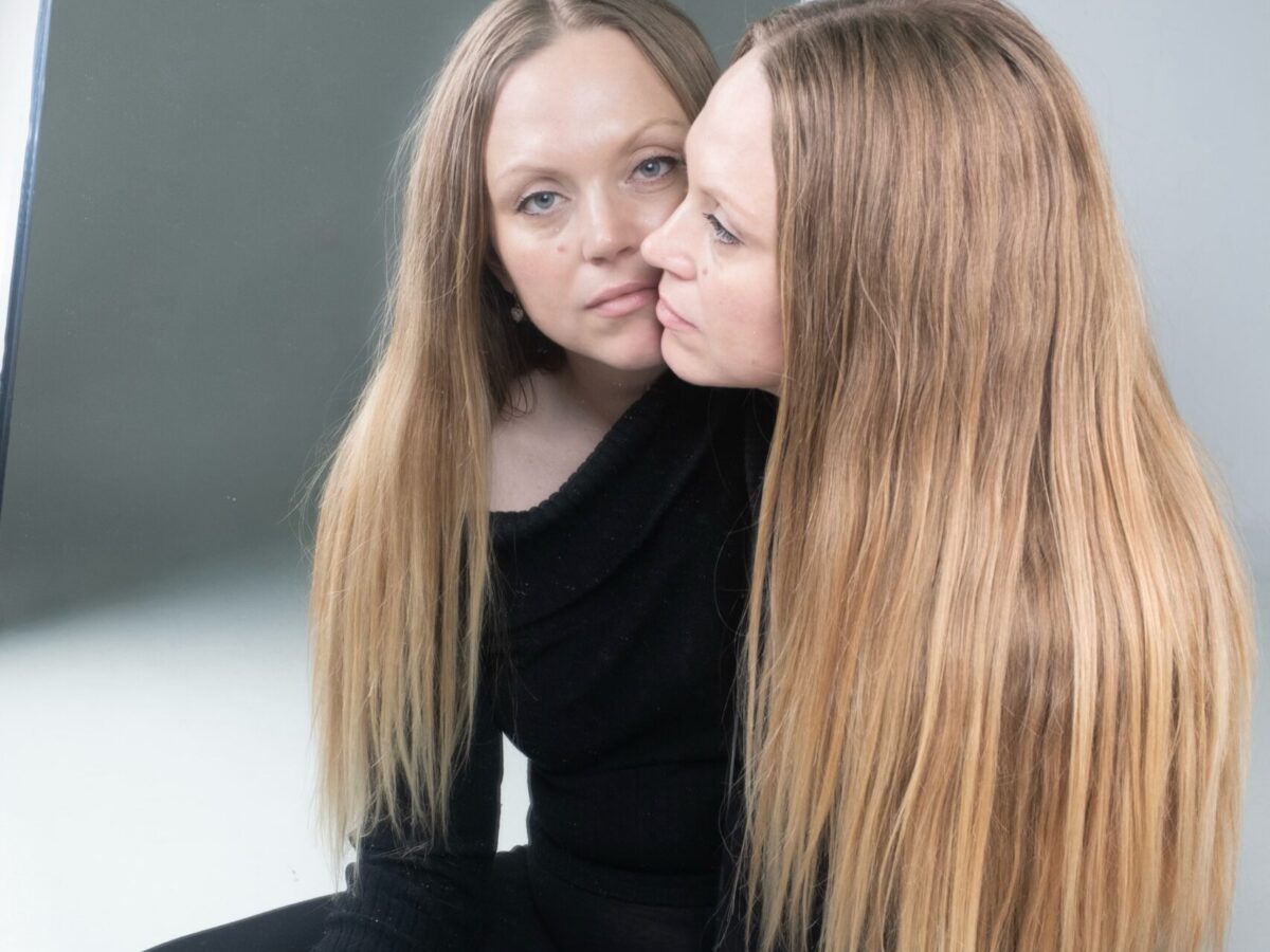 Vilde Tuv by Willa Wathne Truthbomb Start Stop video