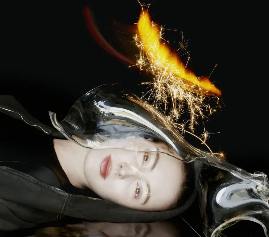 Hyd Hold Onto Me Infinity album Angel video