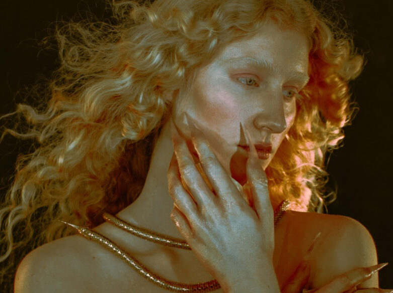 lene 3000 debut album Greatest Swamp Hits lights off video